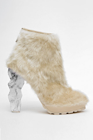 Обувь Chanel, коллекция осень-зима 2010-2011