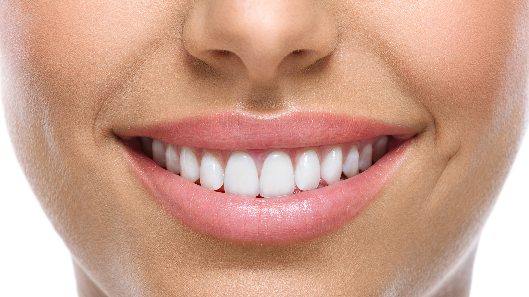 "Секрет белоснежной улыбки: все, что нужно знать об отбеливании зубов".