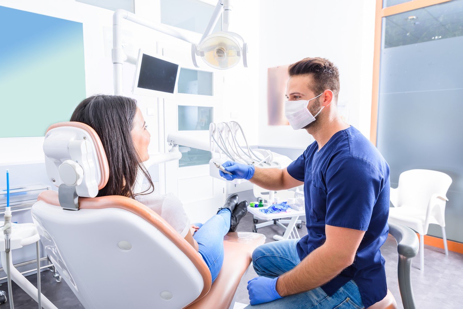 Стоматологические услуги в Санкт-Петербурге: качество и выбор