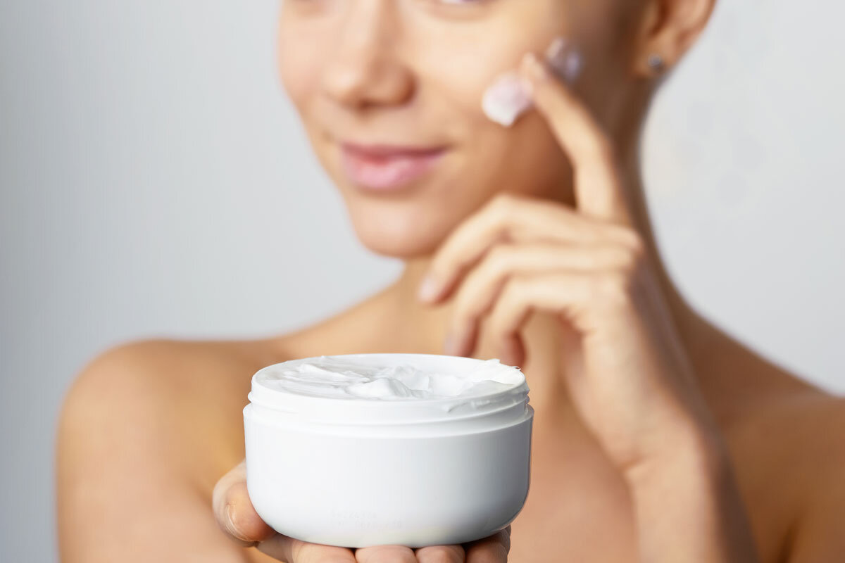 Легкий и эффективный, как выбрать текстуру крема для лица, идеально подходящую для вашей кожи