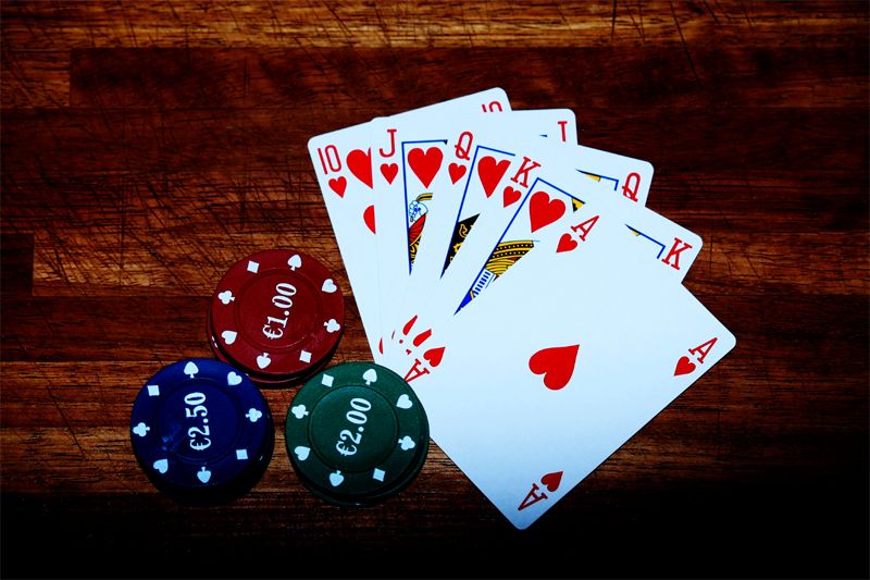 Какой стиль игры в покер pokerok android наиболее эффективен