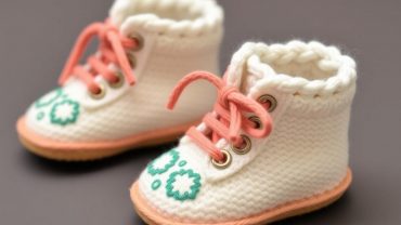 Пинетки детские: как выбрать первые обувки, чтобы ножки были в тепле и в радости