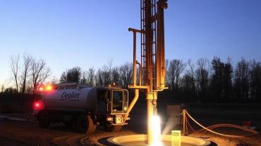 Бурение скважин на воду: как получить чистую воду у себя во дворе и не наделать ошибок