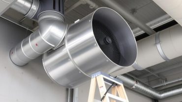 Монтаж промышленной вентиляции: от чертежа до исправной системы
